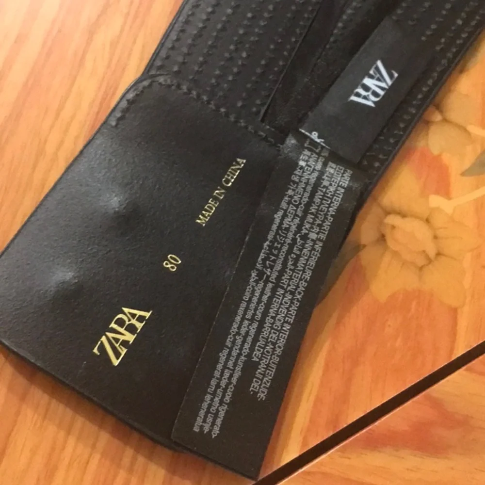 Zara Limited Edition 100% Genuine leather twist black wide belt Sz.80 (S)